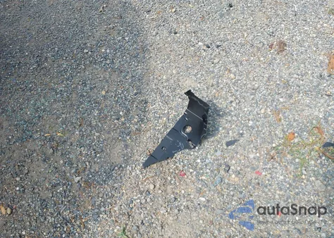 2013 Volkswagen Passat 2.5L Se z USA, uszkodzony, nr VIN 1VWBP7A37DC116416